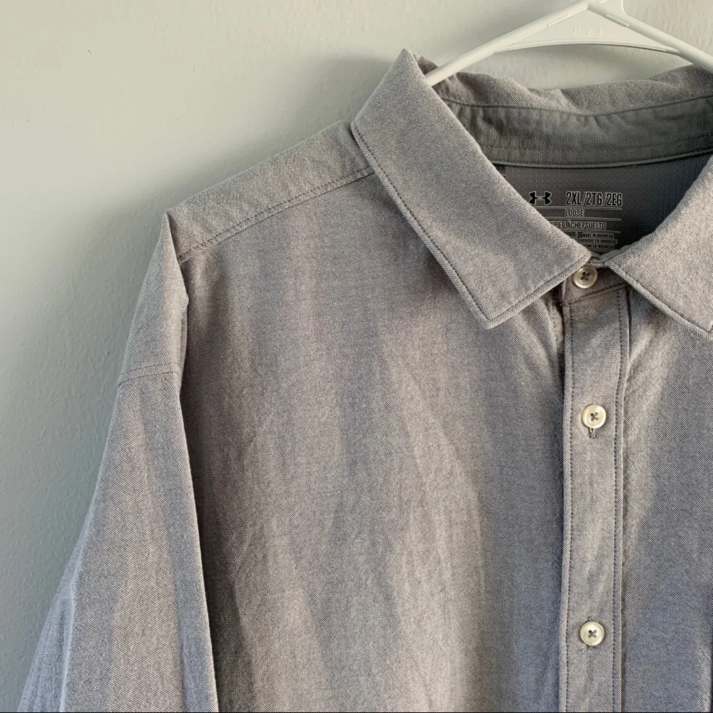 Under Armour Size 2XL Gray Top Loose Fit Long Sleeve Button Down Shirt HeatGear - Picture 2 of 11